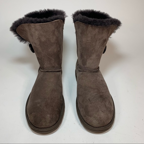 UGG Bailey Button Brown Winter Sheep Skin Boots - Picture 3 of 10